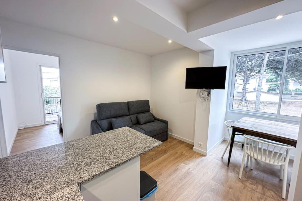 Can Romy Appartement T2F A 20M De La Plage De Cala Montgo L' Escala Exterior foto